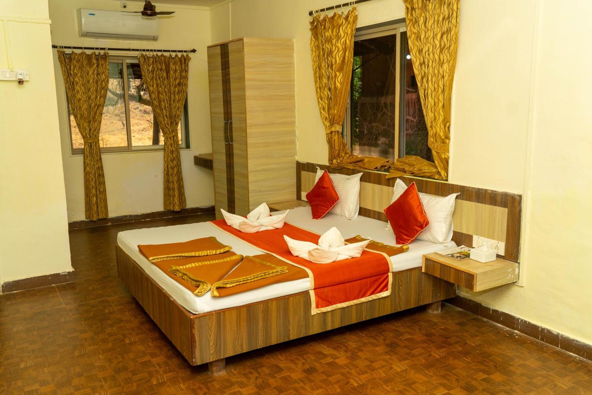 Wild Camp- The Nature Resort Khodala Exterior photo